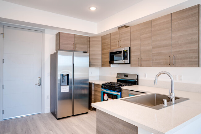The Heliotrope Residences in Los Angeles, CA - Building Photo - Building Photo