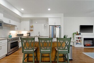 912 Lundy Ln in Scotts Valley, CA - Building Photo - Building Photo