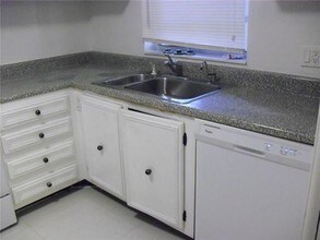 9431 Live Oak Pl-Unit -30E in Davie, FL - Building Photo - Building Photo