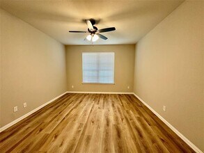 725 Hartsfield St in Aubrey, TX - Building Photo - Building Photo