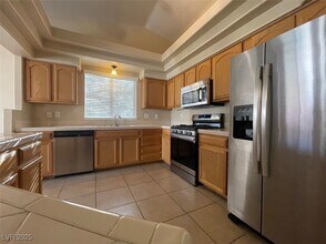 5728 Owl Butte Ct in Las Vegas, NV - Building Photo - Building Photo