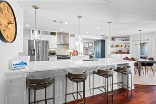 3707 Pallos Verdas Dr in Dallas, TX - Building Photo