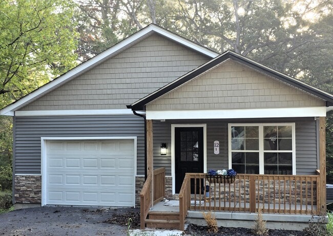 12 New Sugar Creek Rd in Fenton, MO - Building Photo - Building Photo