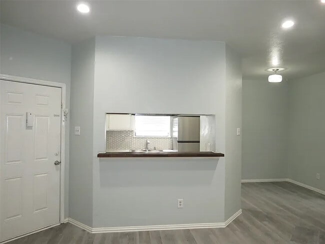 4715 N Galloway Ave in Mesquite, TX - Building Photo - Building Photo