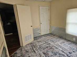 613 Poplar St, Unit Benton apartments in Benton, KY - Foto de edificio - Building Photo