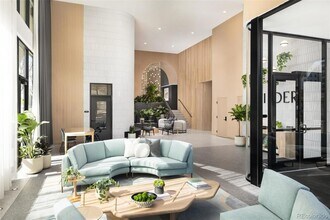 1521 Hooker St, Unit 326 in Denver, CO - Foto de edificio - Building Photo