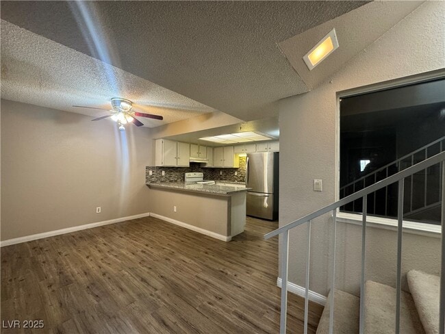 property at 2647 Jacyra Ave