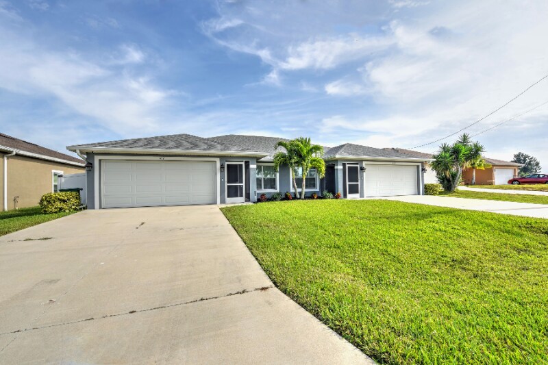 419 SW 3rd Ct in Cape Coral, FL - Building Photo