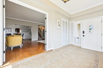 1420 Oakton St in Park Ridge, IL - Building Photo - Building Photo