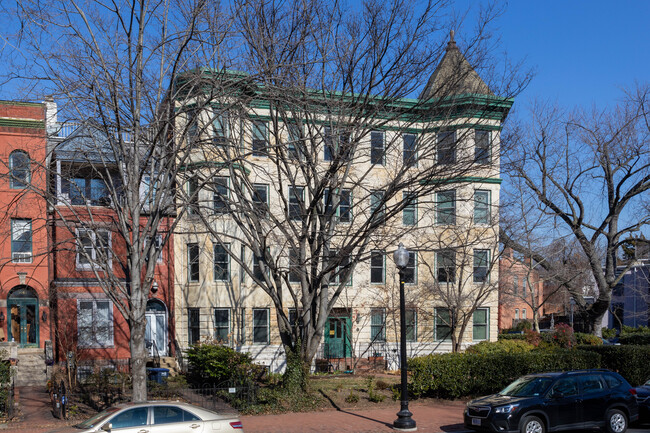 1024 Massachusetts Ave NE in Washington, DC - Building Photo - Building Photo