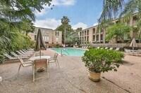 4645 Wild Indigo St photo'