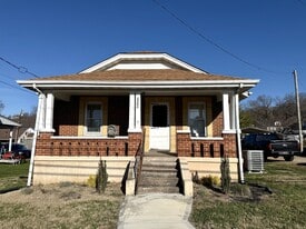 1102 E Mt Vernon St in Somerset, KY - Building Photo