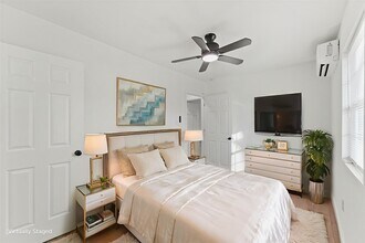 5406 Firefly St in Houston, TX - Building Photo - Building Photo