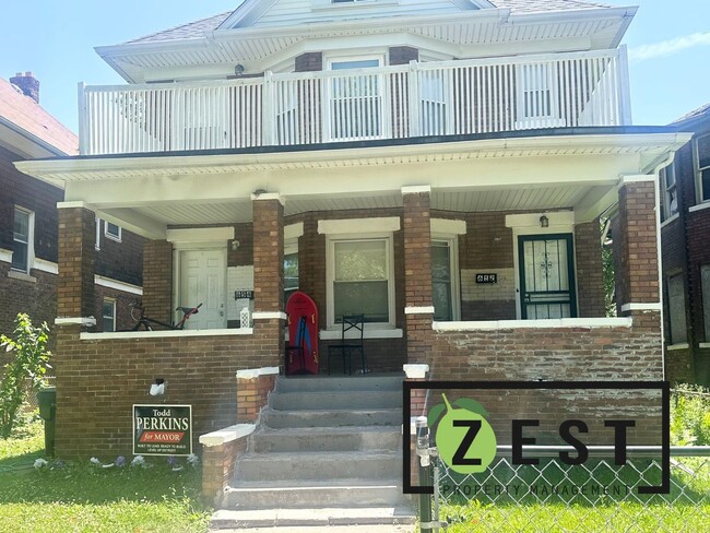 property at 652-654 E Philadelphia St
