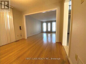 11 Coleraine Ave in Markham, ON - Building Photo - Building Photo