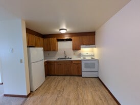 Palmer Park Apartments in Verona, WI - Building Photo