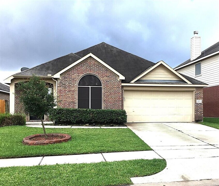 10019 Blissfull Valley Ln in Tomball, TX - Building Photo