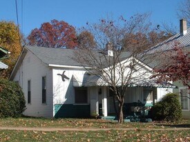 204 Wadsworth St in Lynchburg, VA - Building Photo