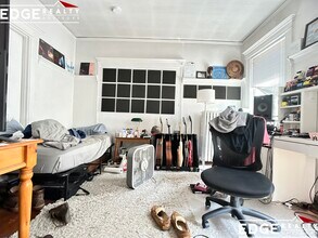 324 Faneuil St, Unit 2 in Boston, MA - Building Photo - Building Photo