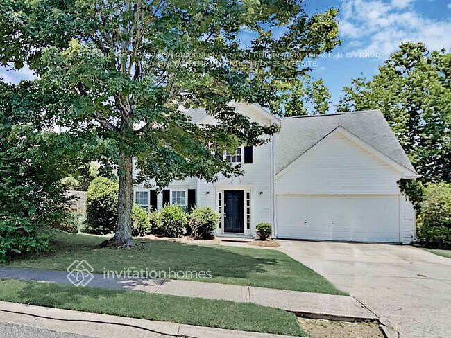 property at 4465 High Gate Dr NW