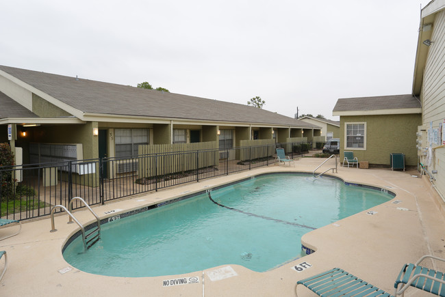 Peppermill Apartments in Arlington, TX - Building Photo - Building Photo