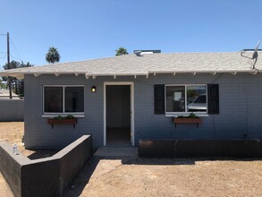 1815 E Virginia Ave in Phoenix, AZ - Building Photo - Building Photo