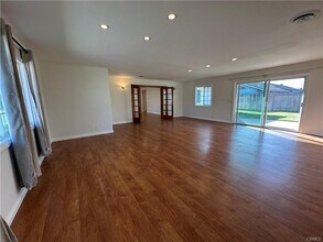 6171 Winslow Dr in Huntington Beach, CA - Building Photo - Building Photo