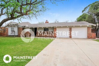2904 Huntleigh Dr in The Village, OK - Building Photo - Building Photo
