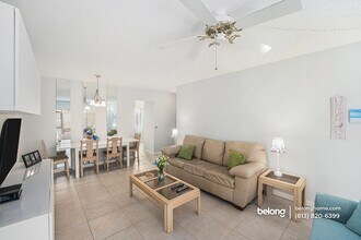 2211 Belleair Rd in Clearwater, FL - Building Photo - Building Photo