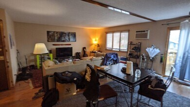 118 25th St W in Hastings, MN - Building Photo - Building Photo