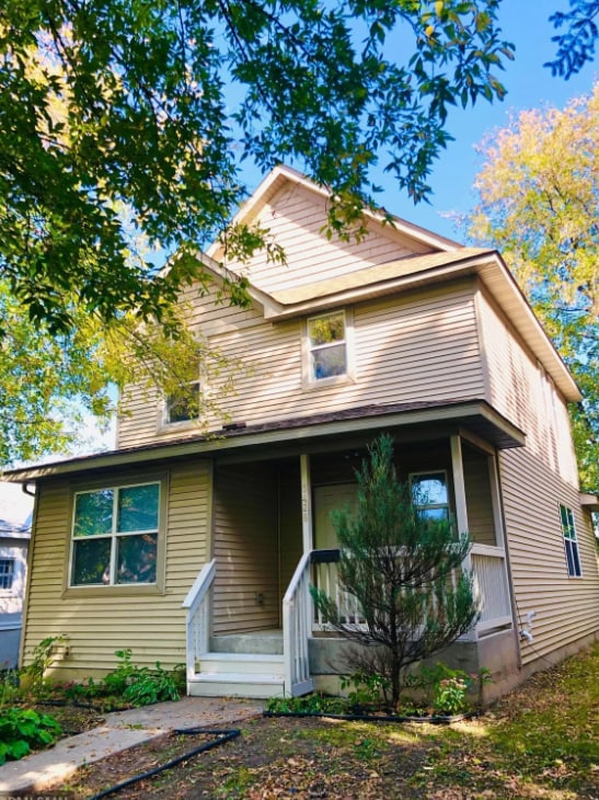 property at 1426 N Morgan Ave