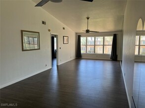 4130 Looking Glass Ln in Naples, FL - Building Photo - Building Photo