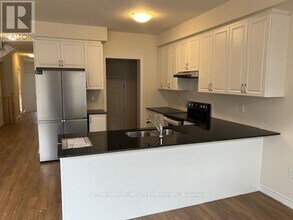 117 SANDERS Rd in Erin, ON - Building Photo - Building Photo