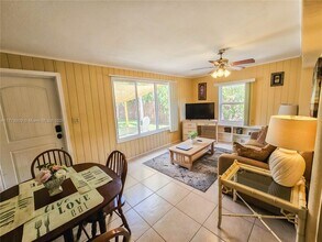 216 NE 18th Ave in Pompano Beach, FL - Building Photo - Building Photo