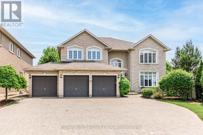 19 Ridgestone Dr in Richmond Hill, ON - Building Photo - Building Photo
