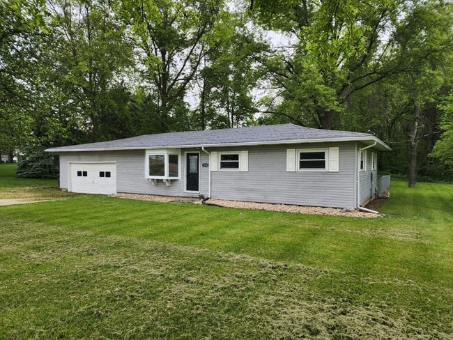 property at 7920 Ft Amanda Rd