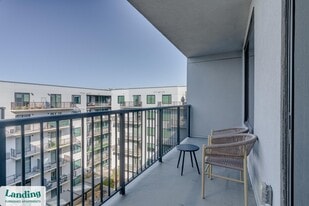 1414 Wood Hollow Dr in Houston, TX - Building Photo