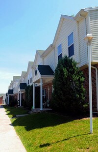 Catawba Club Apartments