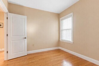 126 Jersey St in Boston, MA - Building Photo - Building Photo