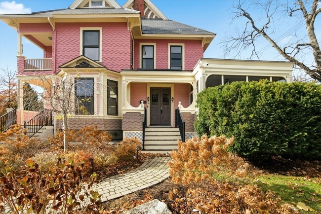 property at 68-70 Russell St