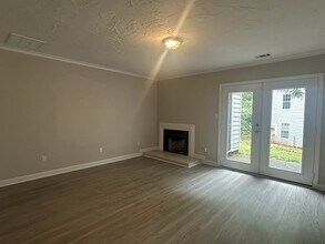 2958 Iron Gate Ln in Charlotte, NC - Building Photo - Building Photo
