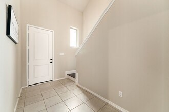 5014 Aspen Orch Dr in Houston, TX - Building Photo - Building Photo