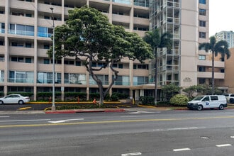 Ala Wai Plaza Skyrise in Honolulu, HI - Building Photo - Building Photo