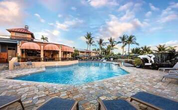 78-6842-6842 Ali‘i Dr in Kailua Kona, HI - Building Photo - Building Photo