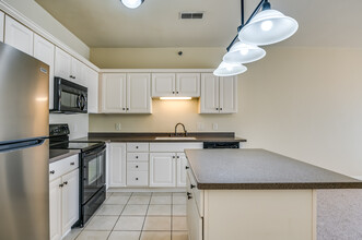 Morgan Crossing Apartments in Oshkosh, WI - Building Photo - Interior Photo