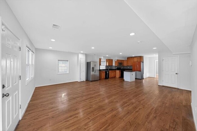 7920 Temple Hill Rd in Clinton, MD - Building Photo - Building Photo