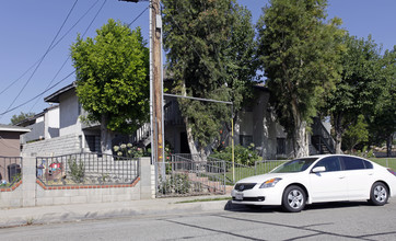 Pebblestone Apartments in Fontana, CA - Building Photo - Building Photo