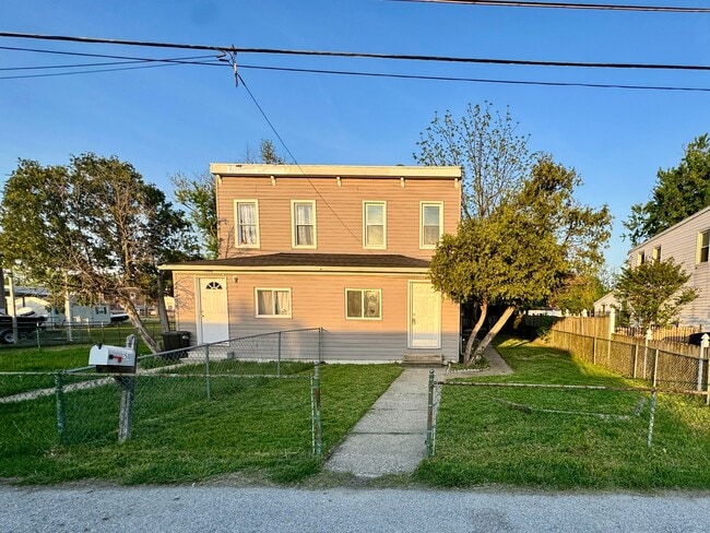 property at 2511 S Snyder Ave