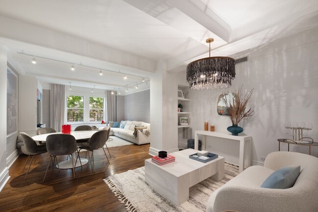 property at 220 W 93rd St