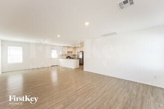 2408 Lake Hls in New Braunfels, TX - Building Photo - Building Photo